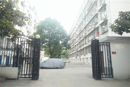 印染厂家属院3室2厅1卫106㎡